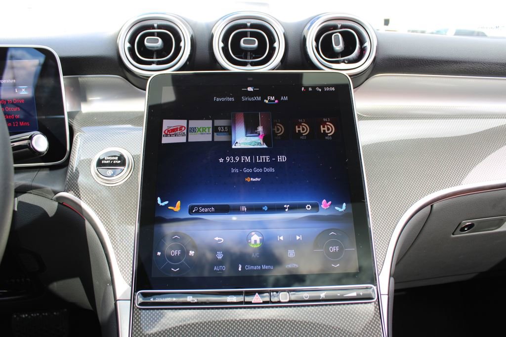 Used 2025 Mercedes-Benz GLC 300 4MATIC image 15