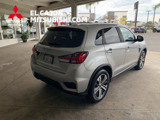 Used 2021 Mitsubishi Outlander Sport SE image 3
