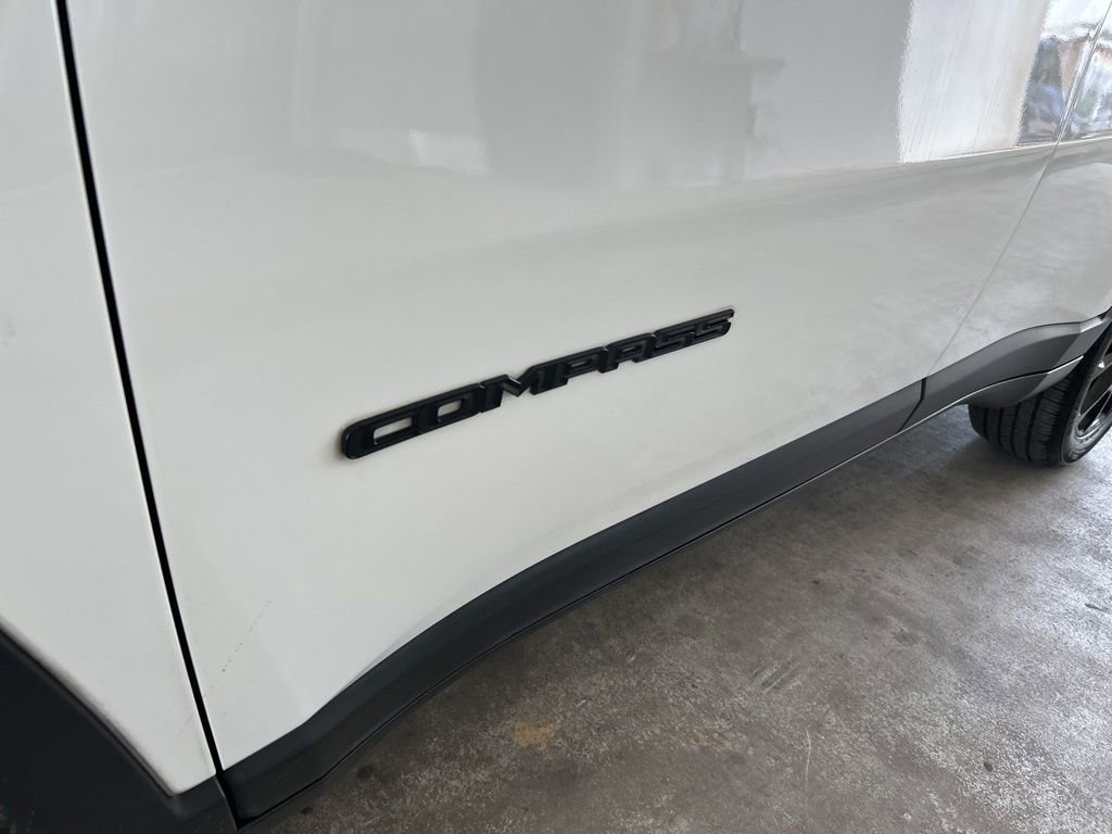Used 2023 Jeep Compass Altitude image 14