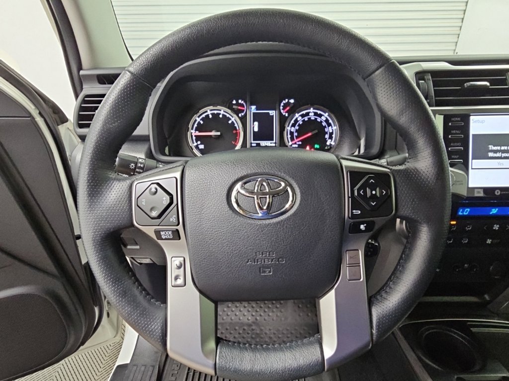 Used 2023 Toyota 4Runner Limited RWD image 23