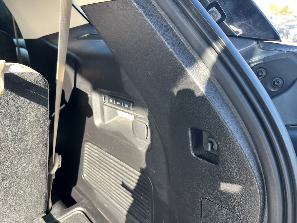 Used 2021 Ford Explorer Limited w/ Equipment Group 301A image 24