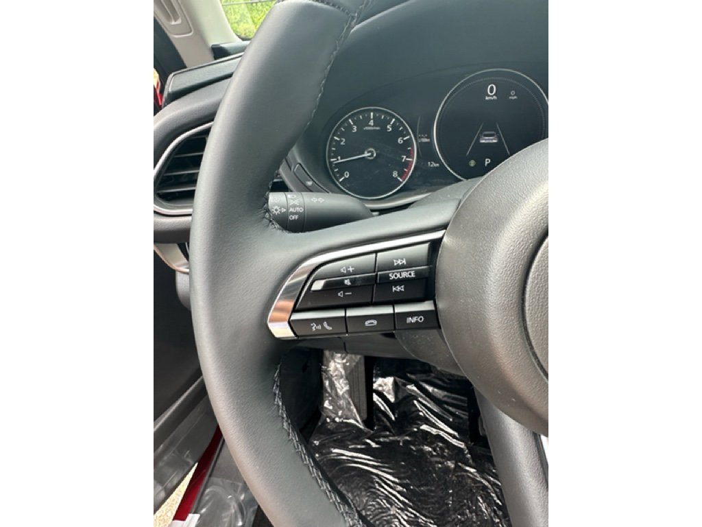 New 2025 MAZDA CX-30 AWD 2.5 S w/ Select Sport Pkg image 19