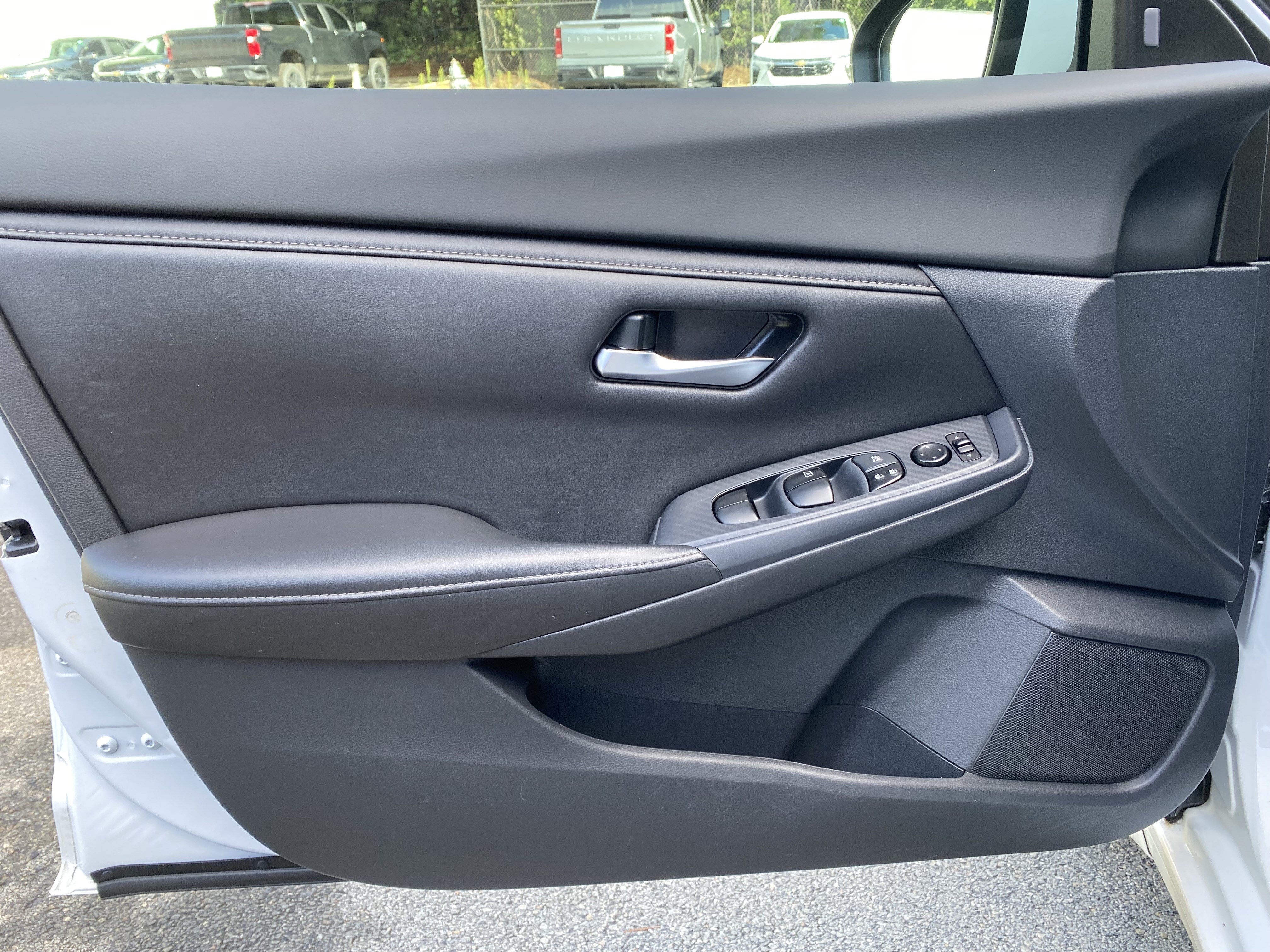 Used 2022 Nissan Sentra SV w/ Trunk Package FWD image 14