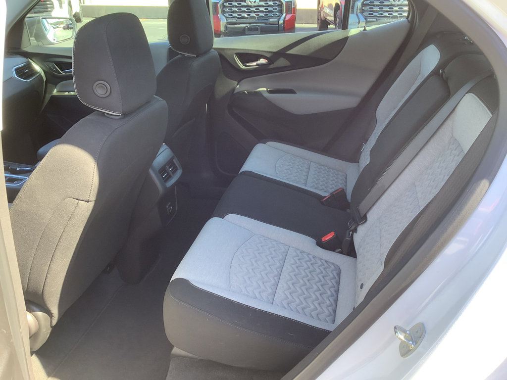 Used 2023 Chevrolet Equinox LS image 9