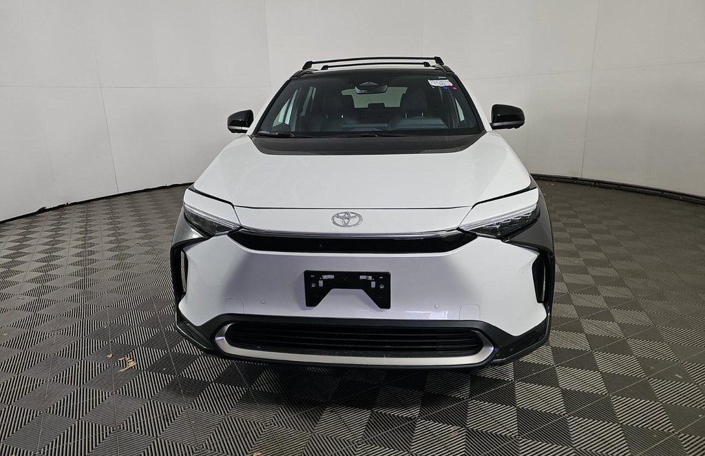 Used 2024 Toyota bZ4X Limited image 2