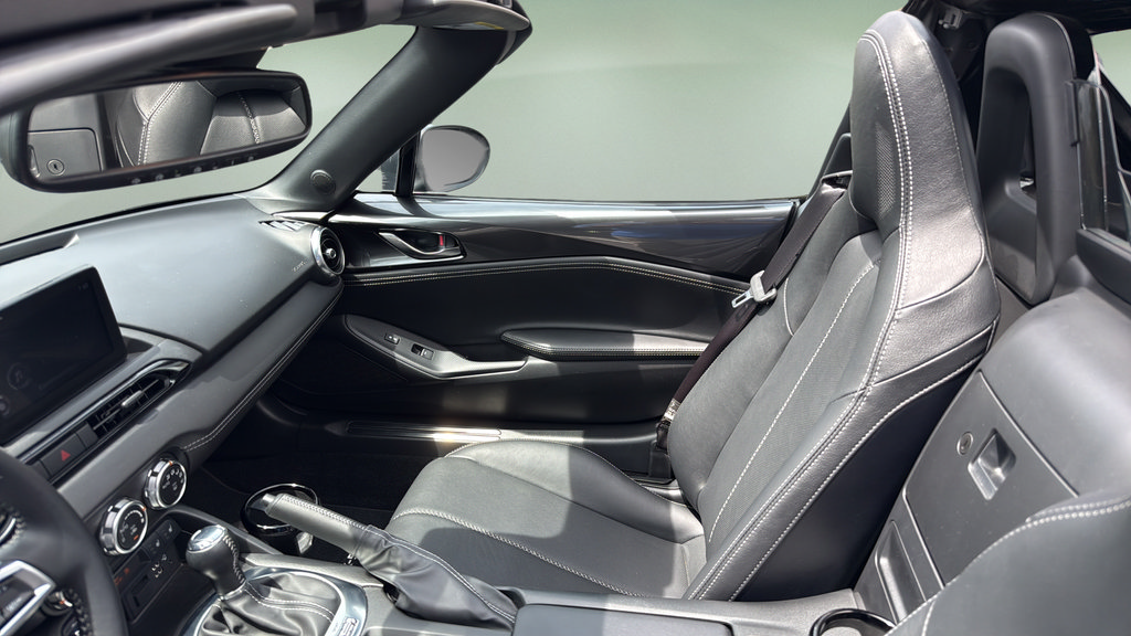 Certified 2023 MAZDA MX-5 Miata Grand Touring RWD image 12