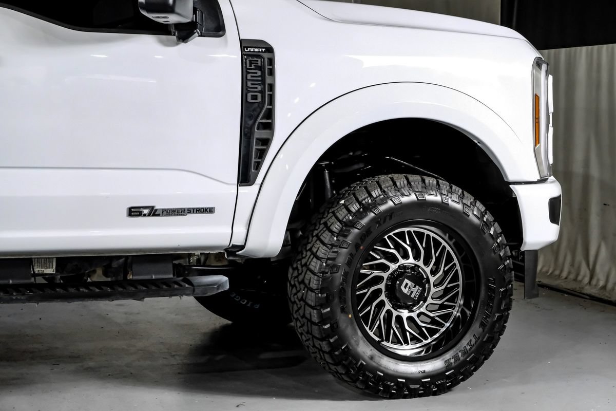 Used 2024 Ford F250 Lariat w/ Sport Appearance Package AWD/4WD image 8
