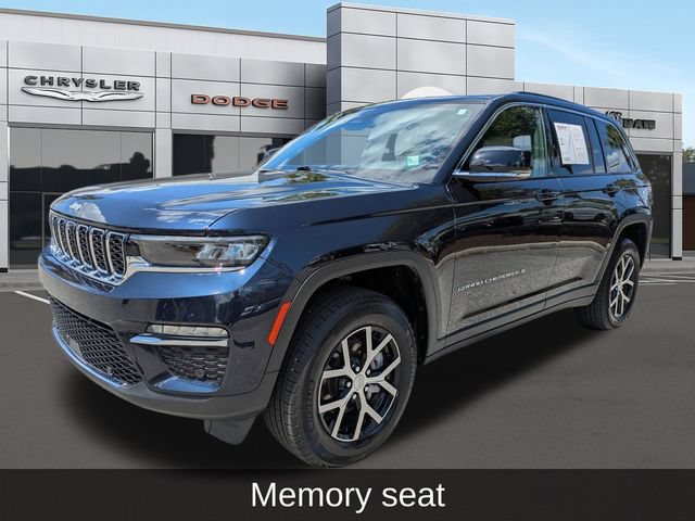 Used 2024 Jeep Grand Cherokee Limited w/ Luxury Tech Group II AWD/4WD image 8
