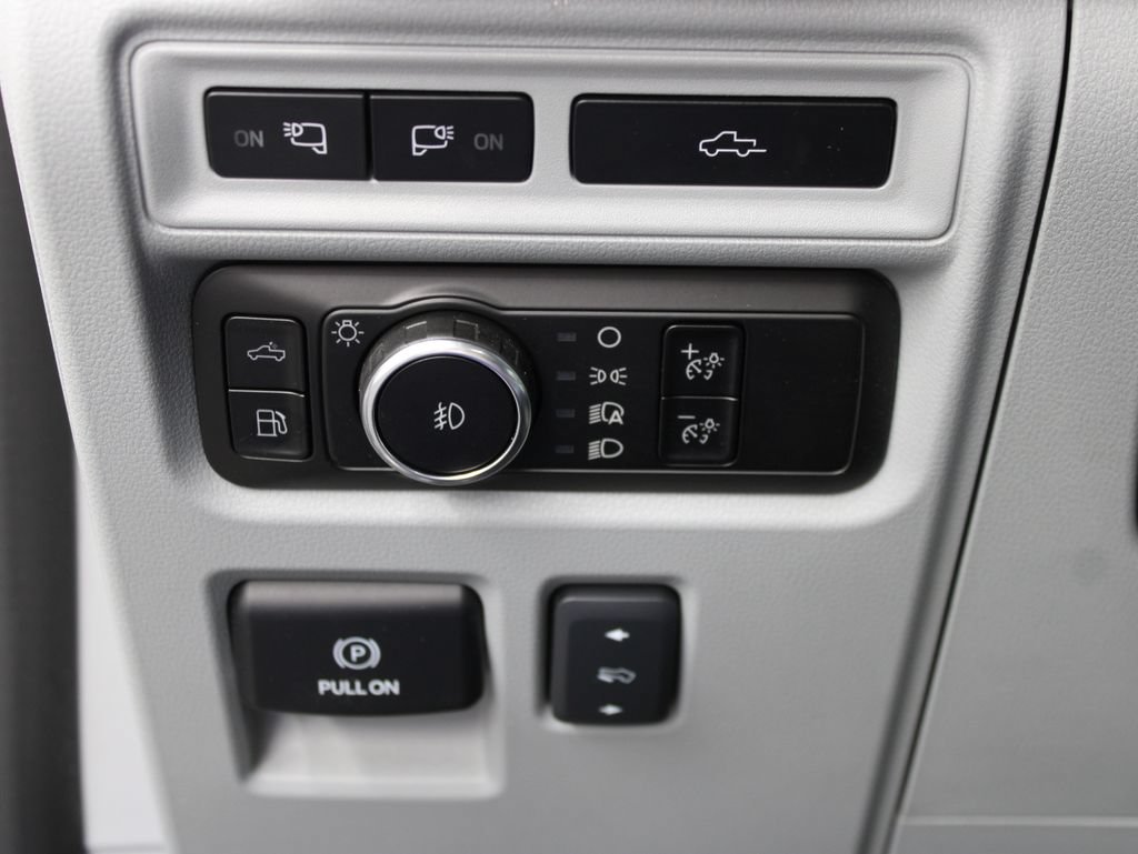 Used 2023 Ford F150 Limited AWD/4WD image 61