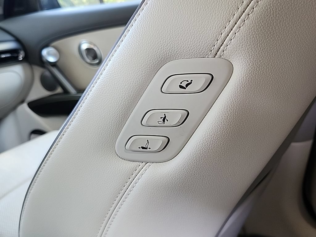 Certified 2024 Genesis GV60 Advanced AWD/4WD image 31