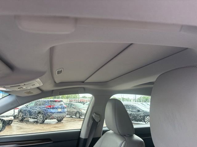 Used 2016 Lexus ES 350 w/ Luxury Package w/Wood Trim image 12