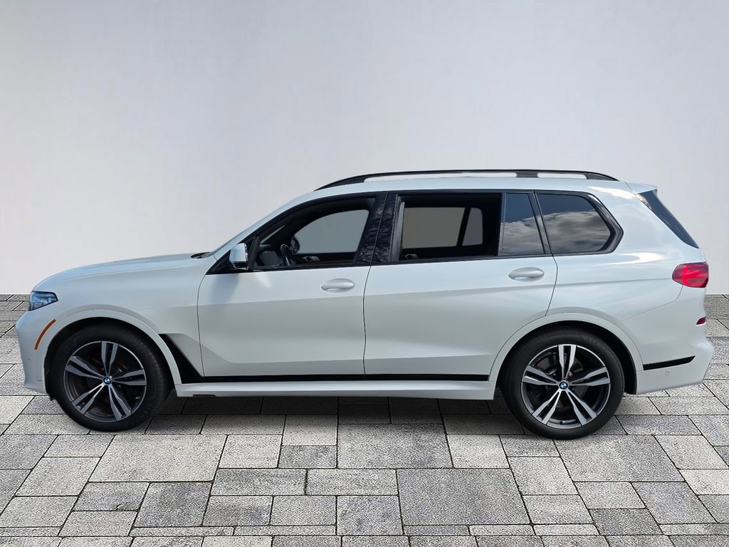 Used 2022 BMW X7 xDrive40i w/ M Sport Package image 4