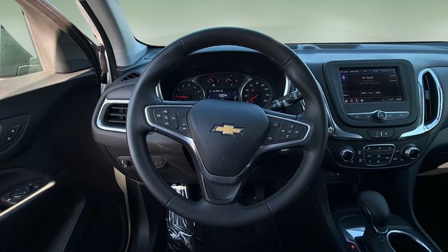 Used 2022 Chevrolet Equinox LT FWD image 12