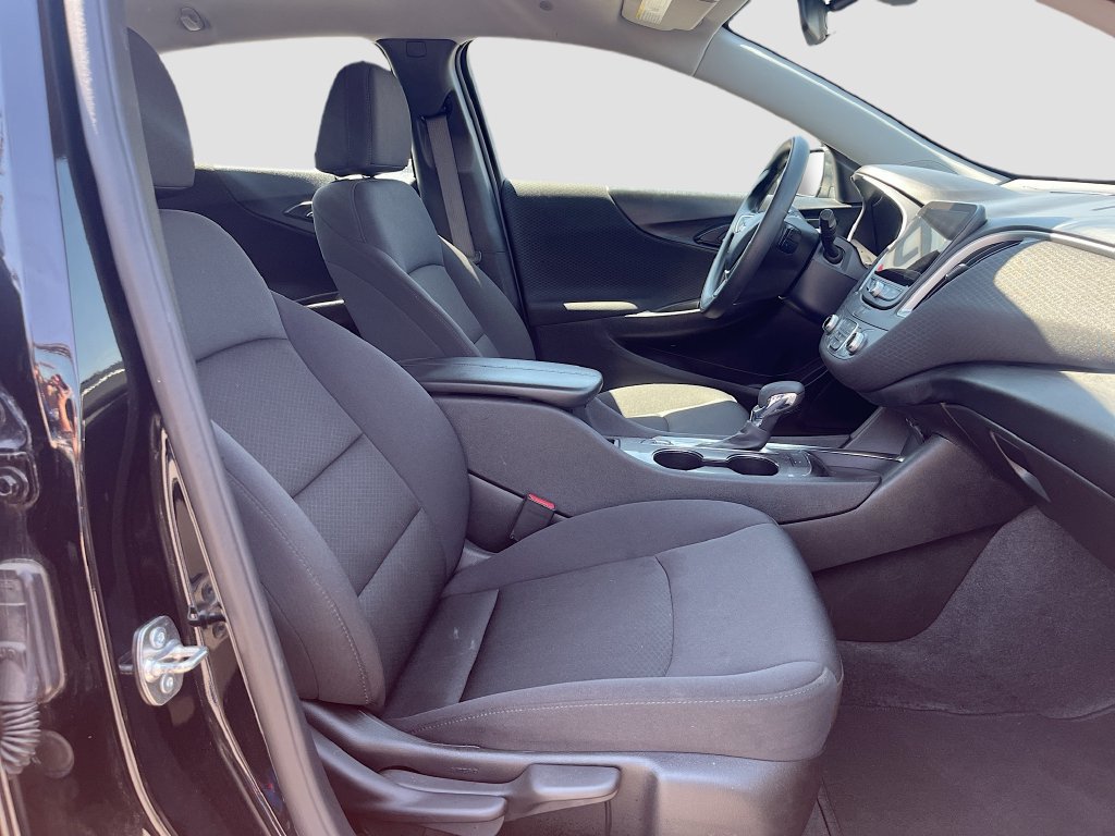 Used 2025 Chevrolet Malibu LT FWD image 26