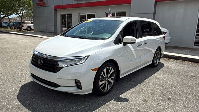 Used 2023 Honda Odyssey Touring image 3