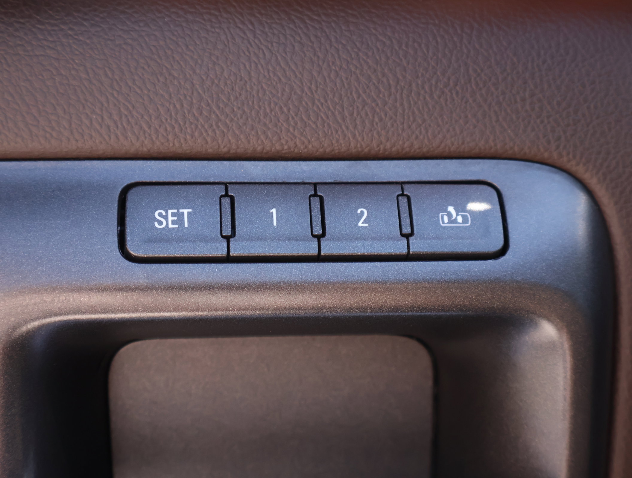 Used 2019 Chevrolet Silverado 2500 LTZ w/ Duramax Plus Package image 9