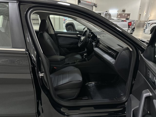 New 2026 Volkswagen Jetta SE image 36