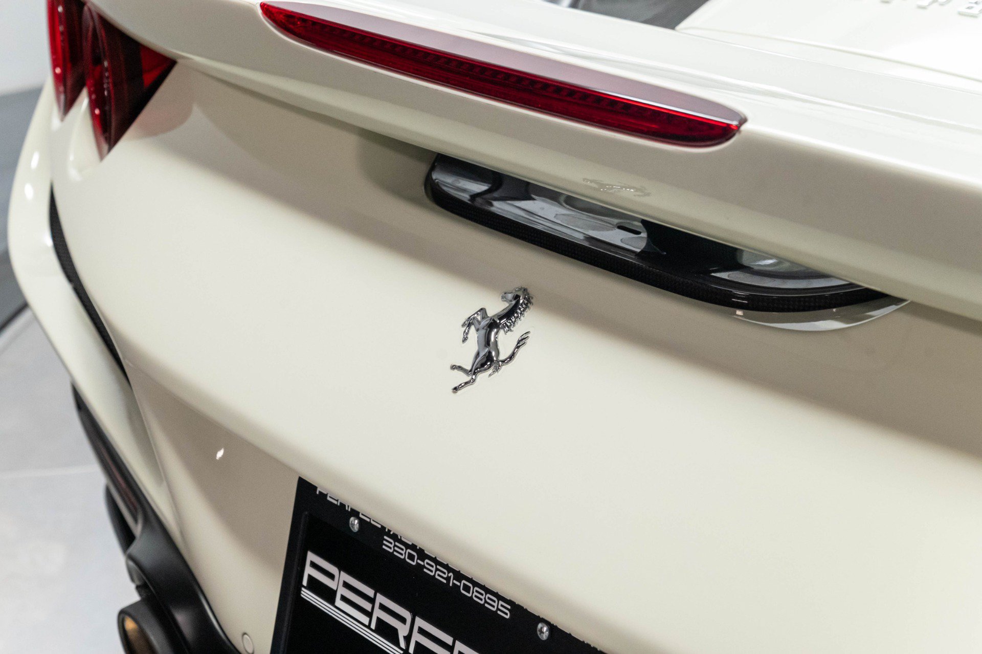 Used 2021 Ferrari F8 Tributo RWD image 58