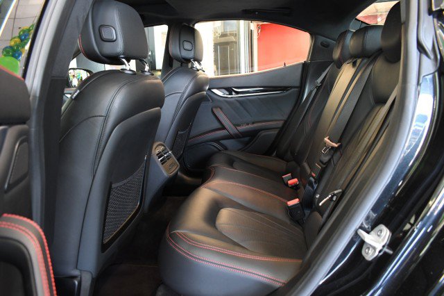Used 2022 Maserati Ghibli Modena Q4 AWD/4WD image 24