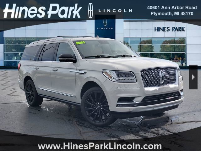 Used 2021 Lincoln Navigator L Reserve w/ Luxury Package image 1