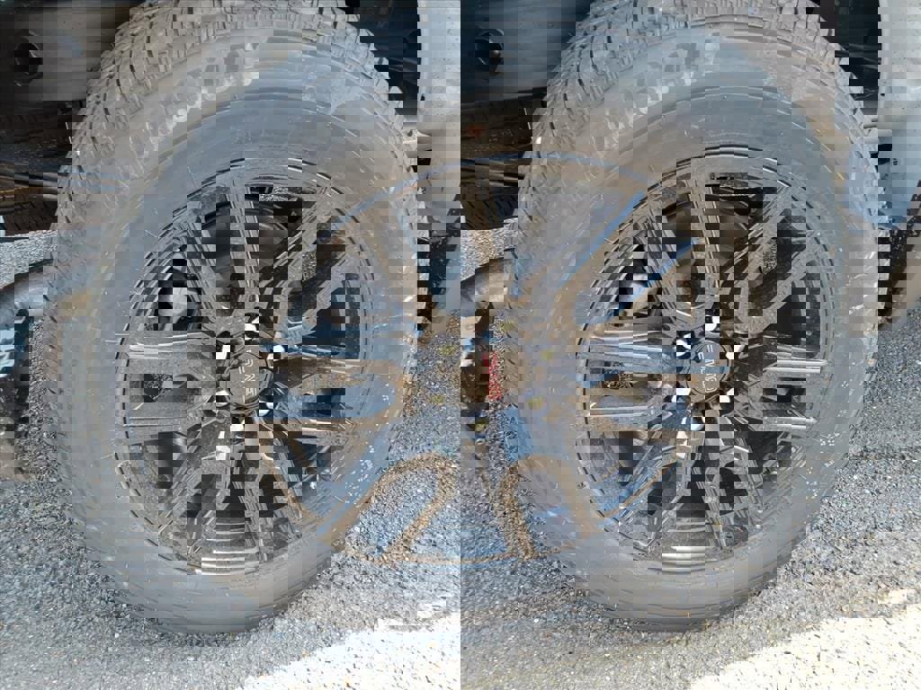 New 2026 GMC Sierra 1500 Elevation image 8