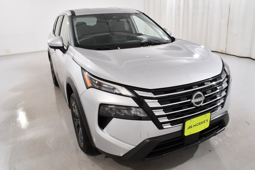 Used 2024 Nissan Rogue SV AWD/4WD image 4
