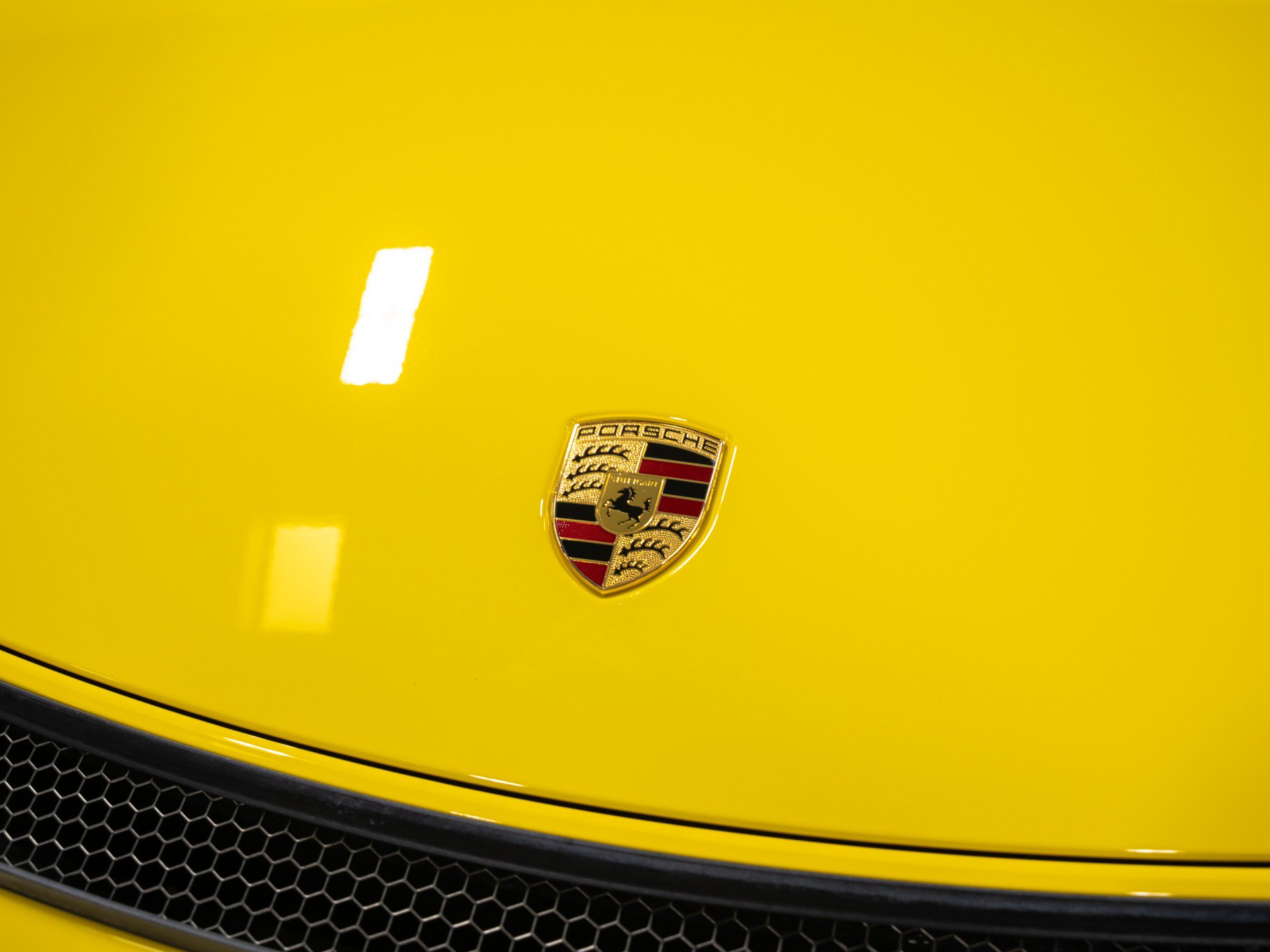 Used 2022 Porsche 718 Boxster Spyder RWD image 25