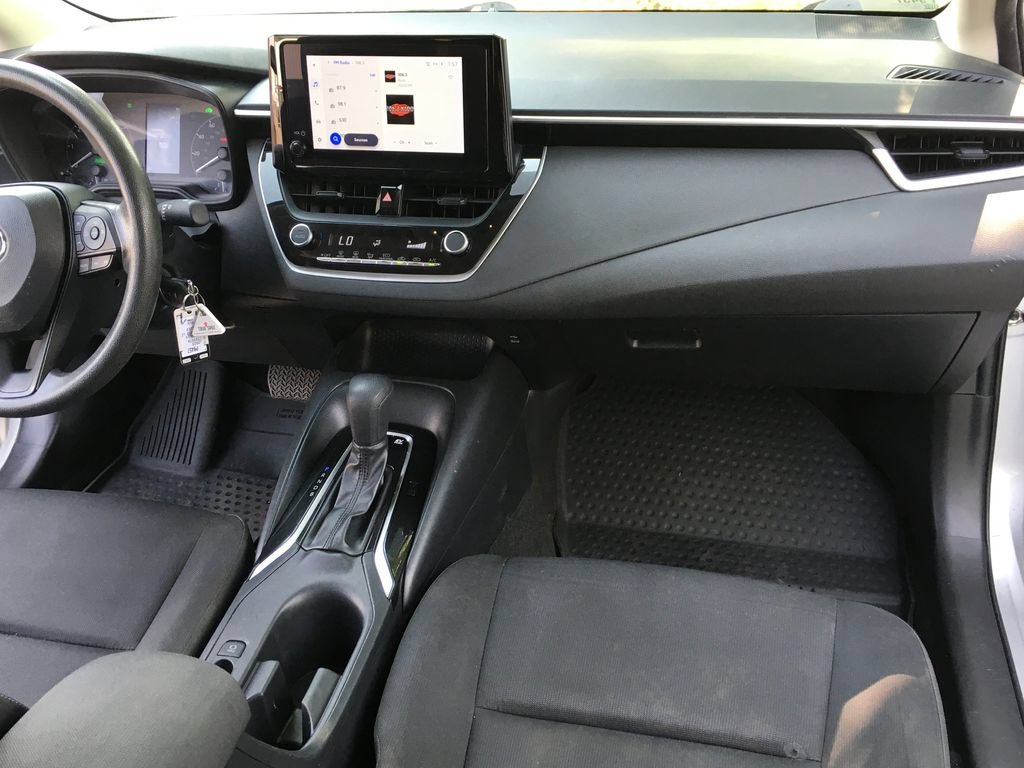 Used 2023 Toyota Corolla LE FWD image 30