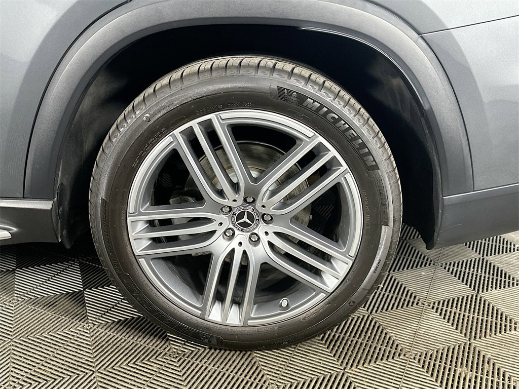 Used 2020 Mercedes-Benz GLS 450 4MATIC image 34