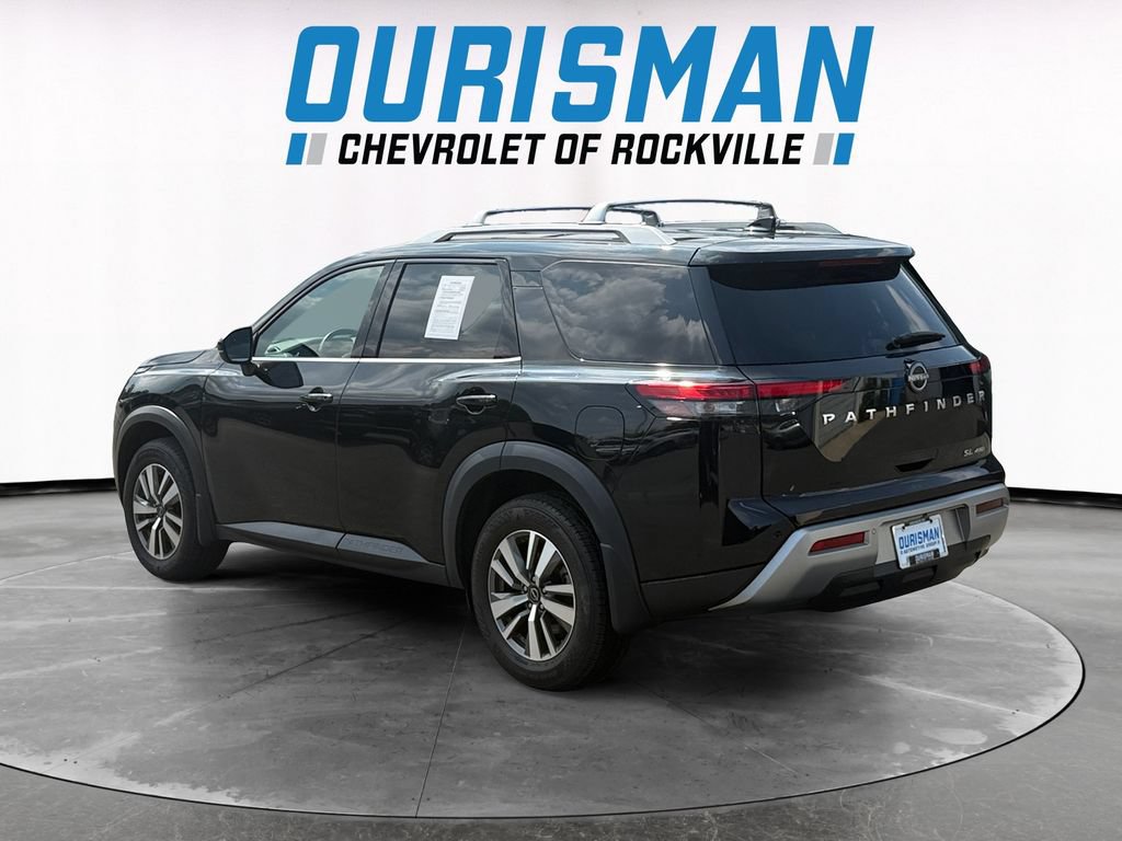Used 2023 Nissan Pathfinder SL AWD/4WD image 4