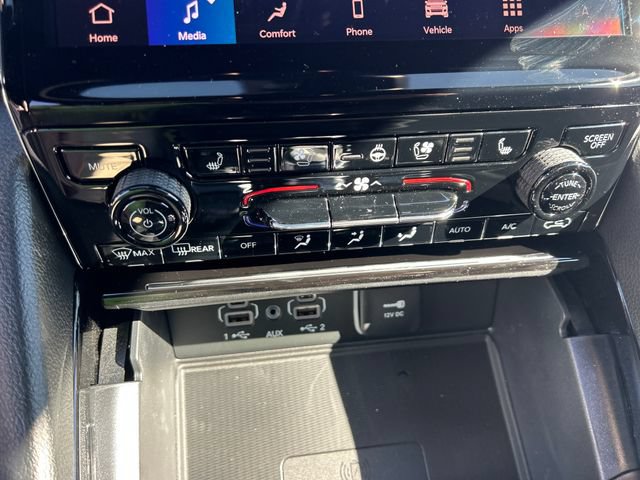 New 2025 Jeep Grand Cherokee L Overland w/ Advanced Protech Group III AWD/4WD image 26