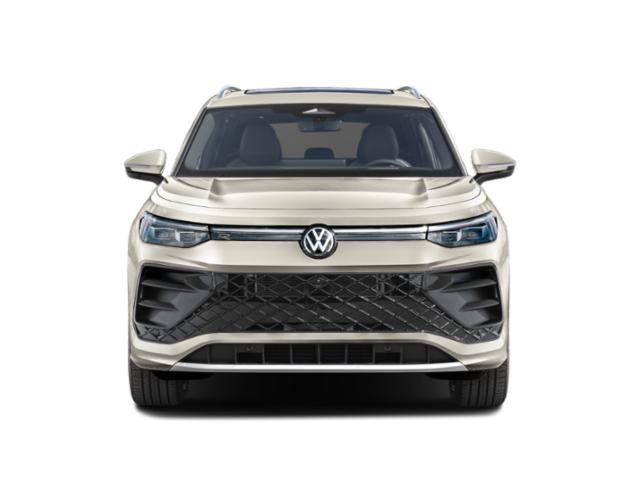 Used 2025 Volkswagen Tiguan SEL R-Line AWD/4WD image 4