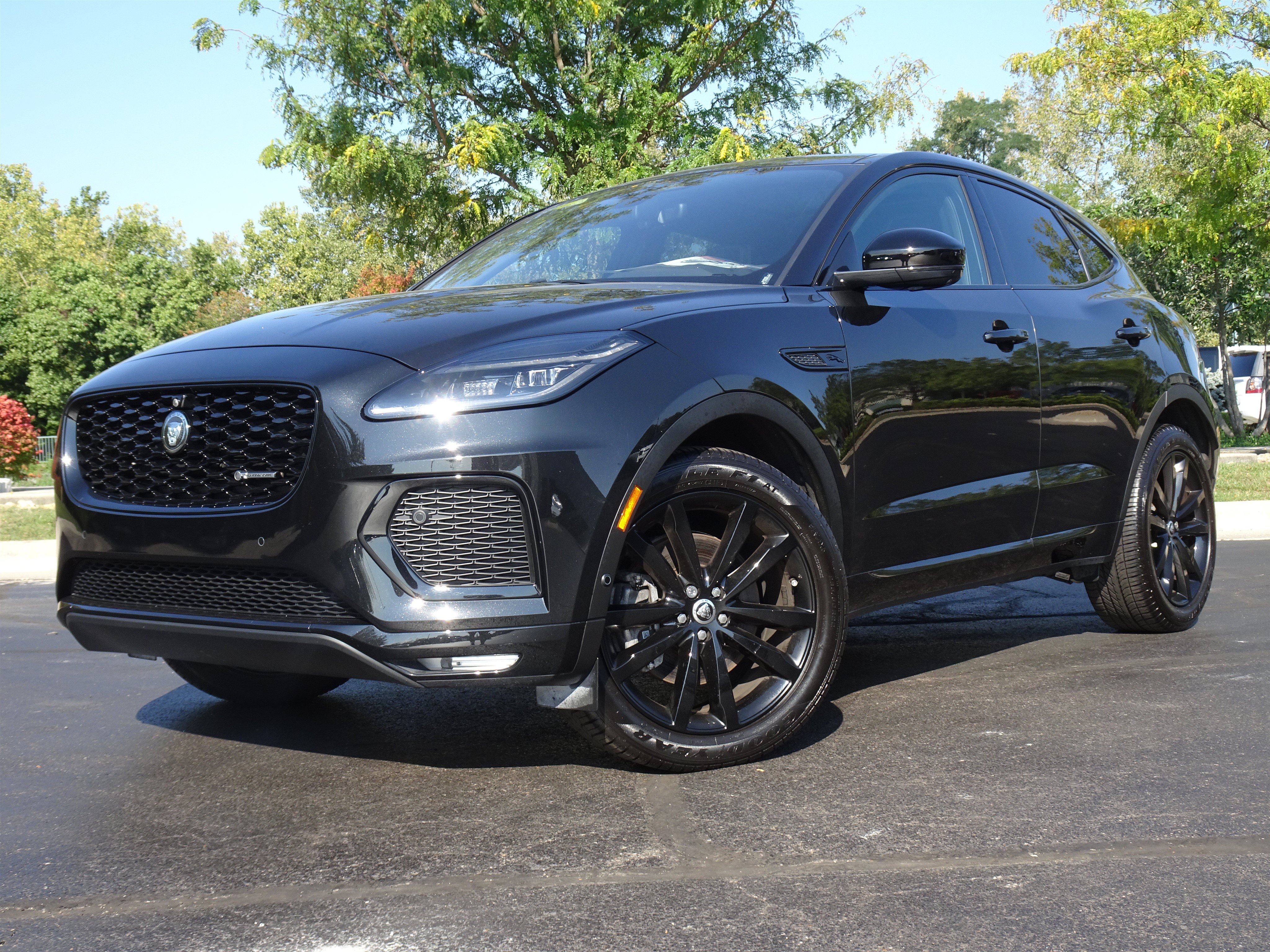 Certified 2024 Jaguar E-PACE R-Dynamic SE AWD/4WD image 1