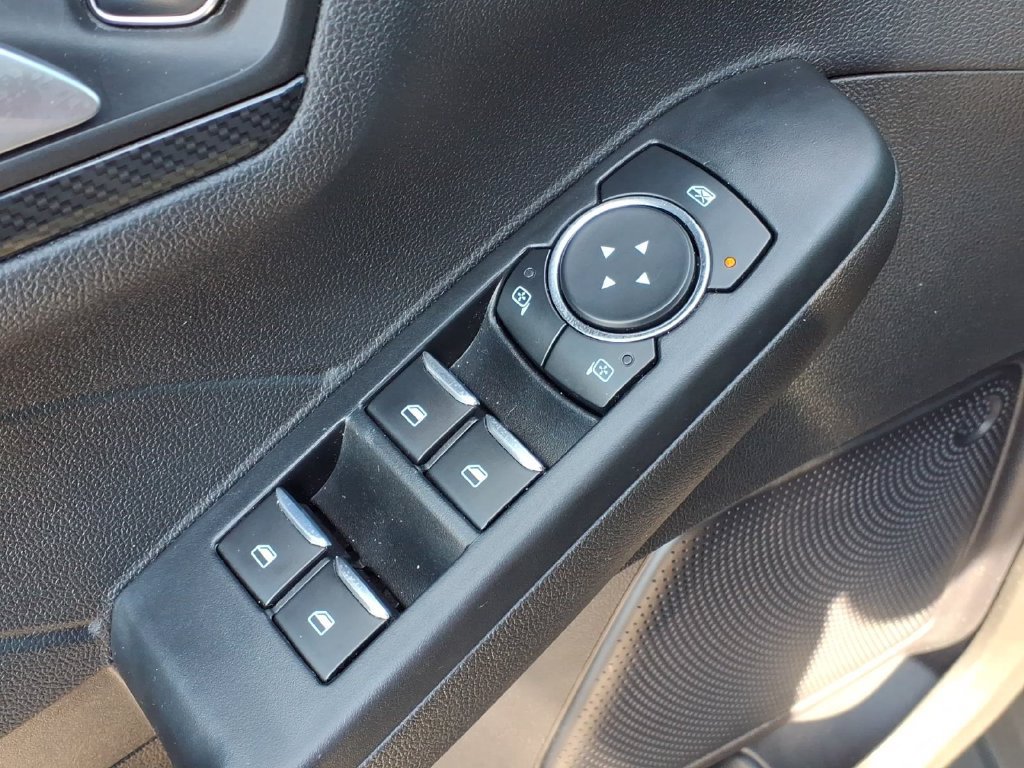 Used 2023 Ford Escape ST-Line w/ Tech Pack #1 AWD/4WD image 14