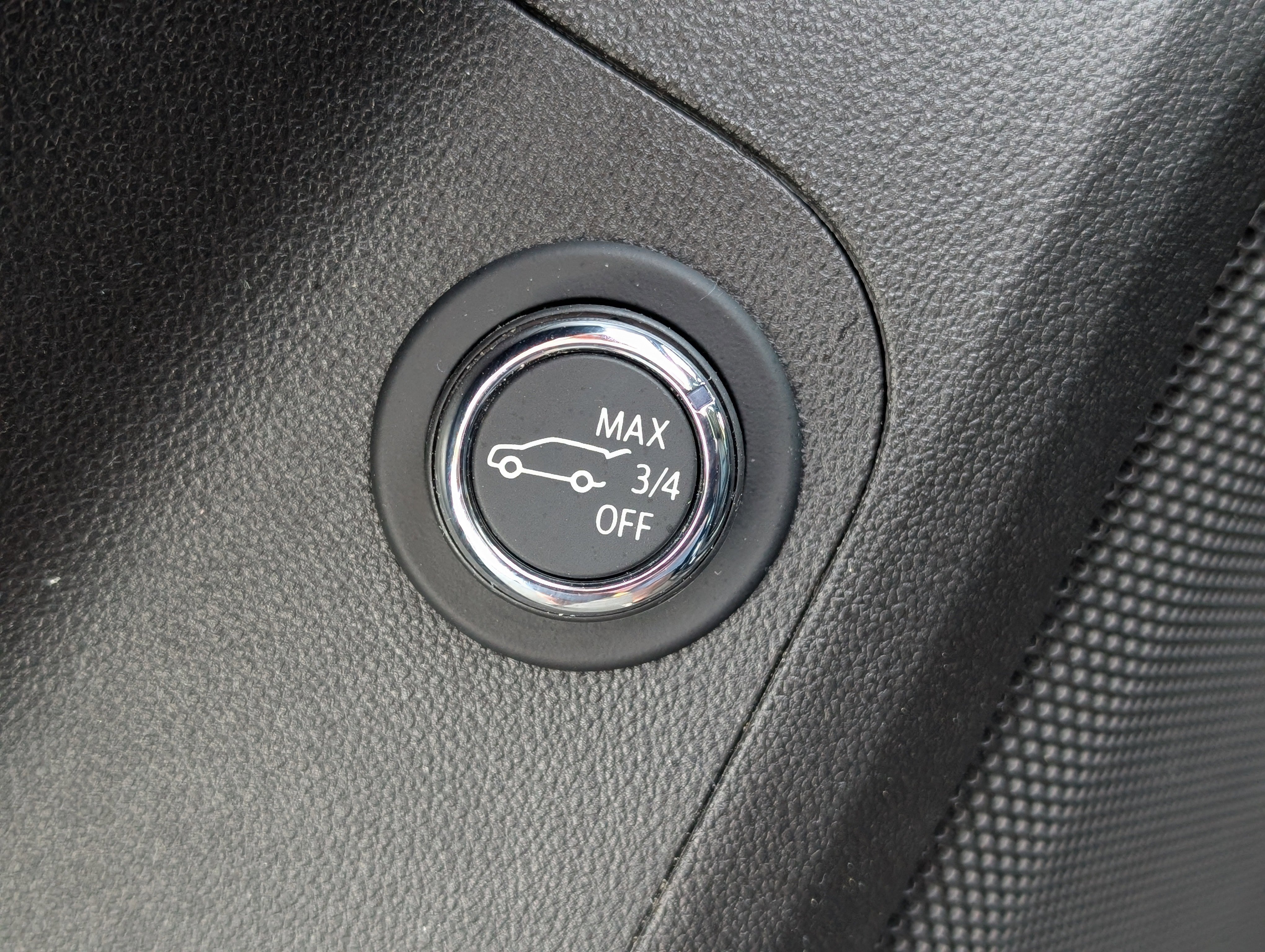 Used 2022 GMC Acadia Denali w/ Trailering Package image 33