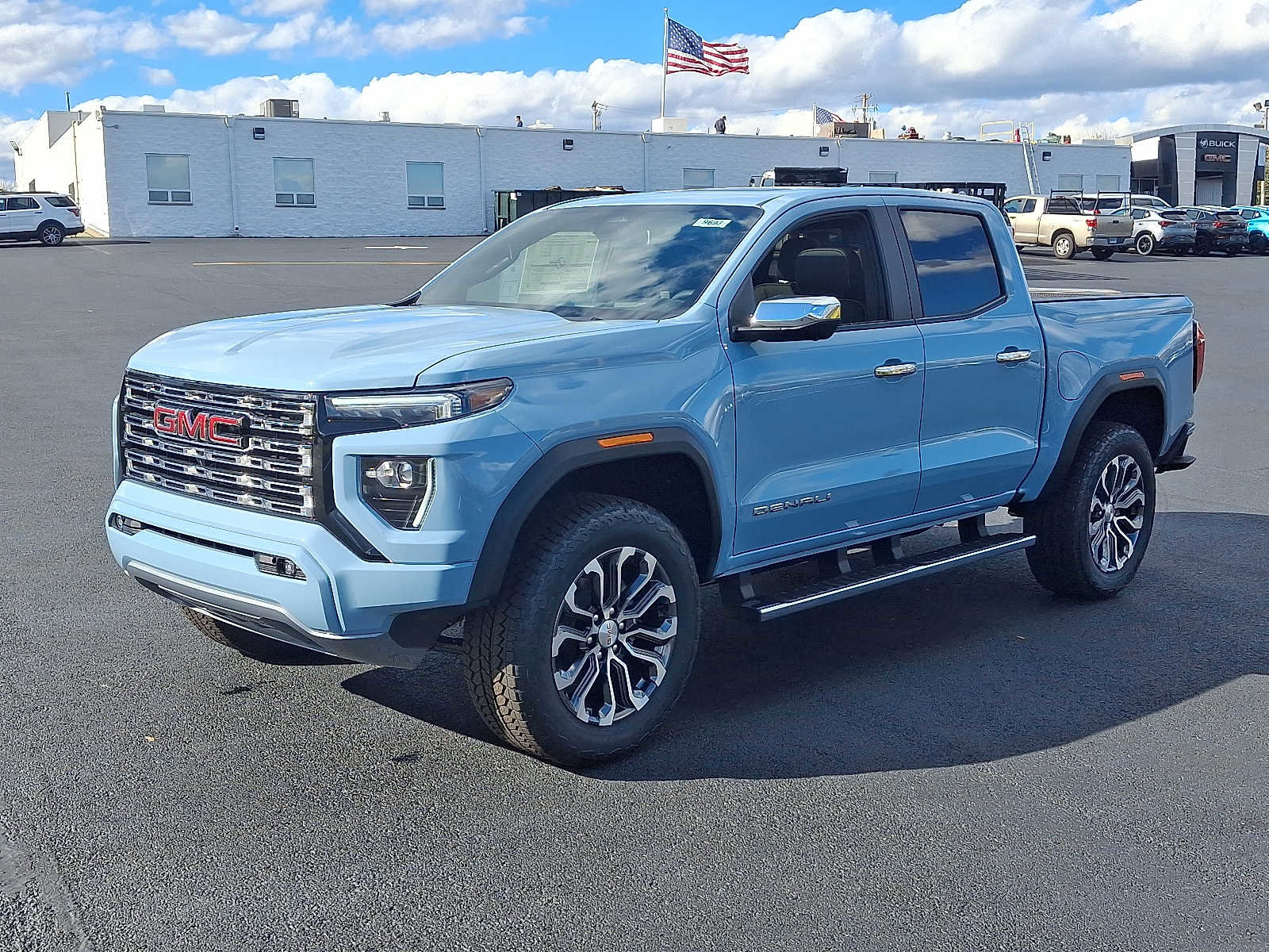 New 2026 GMC Canyon Denali image 3