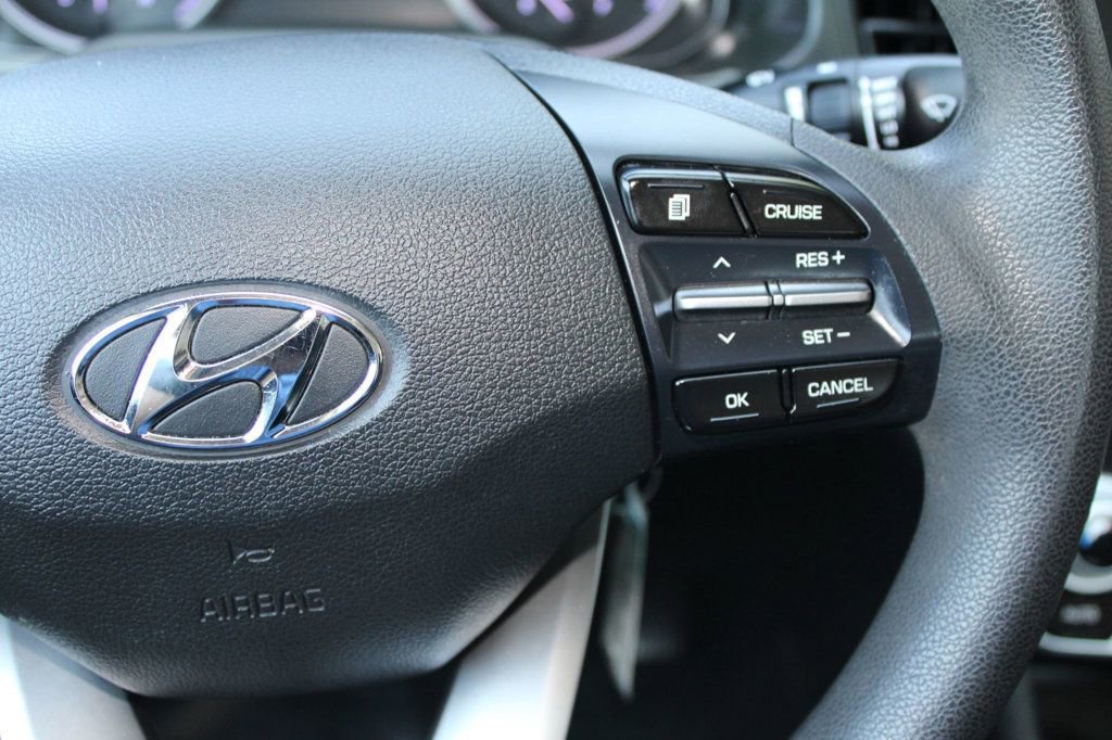 Used 2020 Hyundai Elantra SEL w/ Cargo Package (C1) image 40