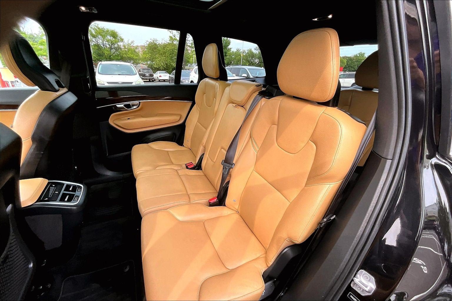 Used 2019 Volvo XC90 T6 Momentum w/ Advanced Package AWD/4WD image 24