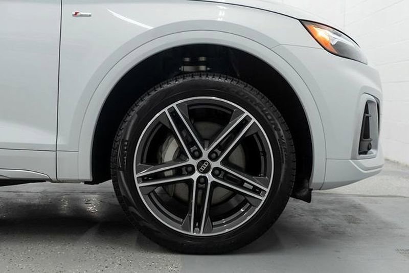 Used 2025 Audi Q5 e Premium image 37