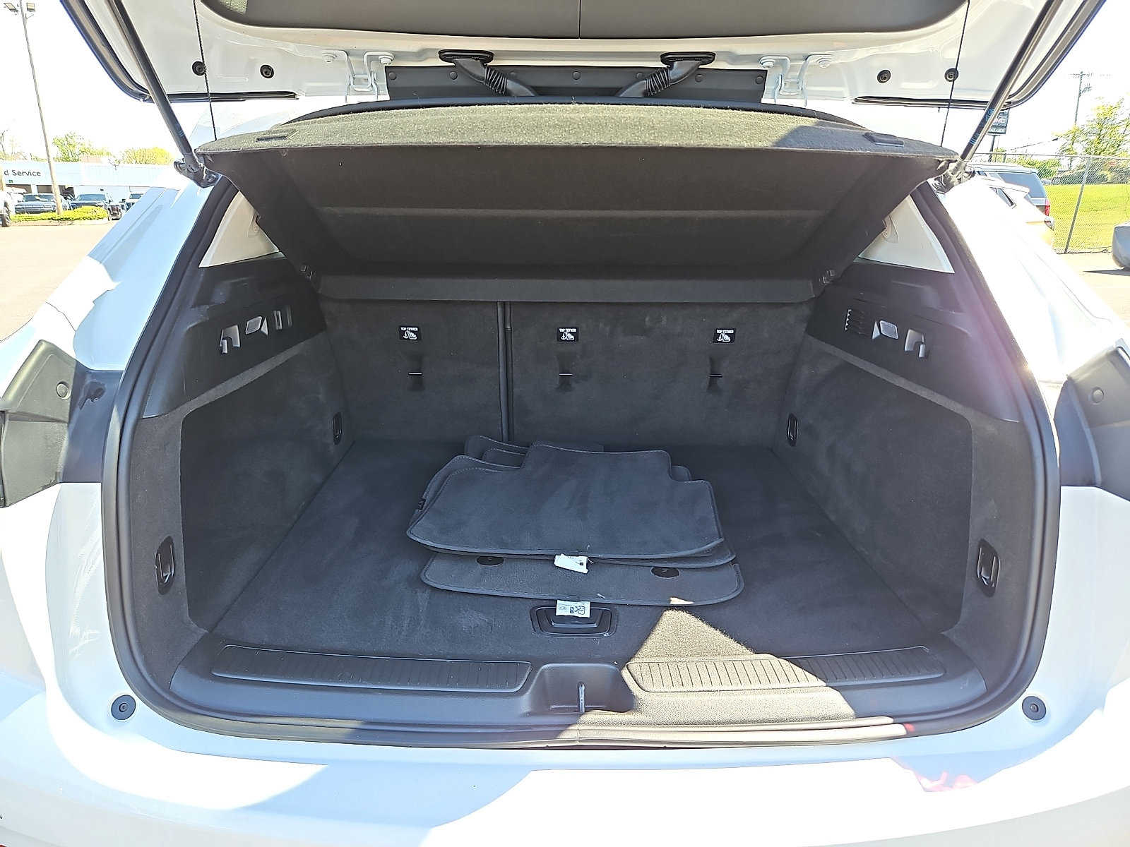 Certified 2025 Buick Envision Sport Touring AWD/4WD image 28