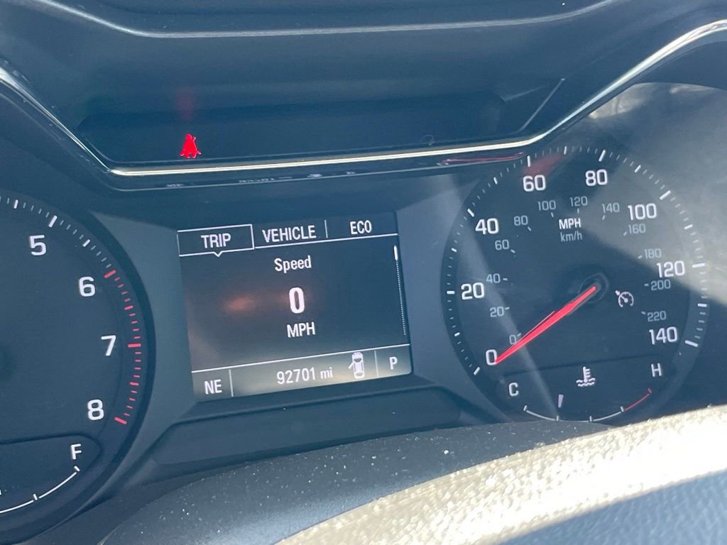 Used 2022 Chevrolet TrailBlazer LT w/ Convenience Package FWD image 5