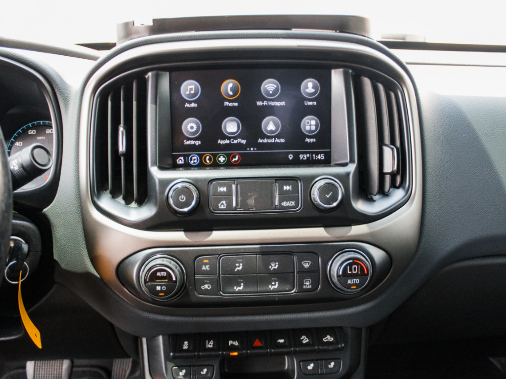 Used 2022 Chevrolet Colorado Z71 w/ Safety Package AWD/4WD image 16