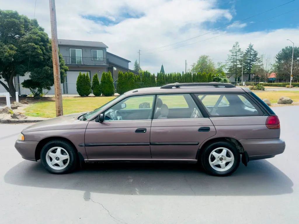 Used 1995 Subaru Legacy L AWD/4WD image 2
