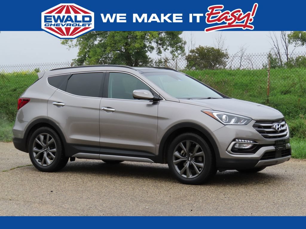 Used 2017 Hyundai Santa Fe Sport w/ 2.0T Ultimate Tech Package 05