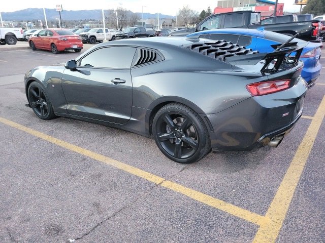 Used 2018 Chevrolet Camaro SS image 6