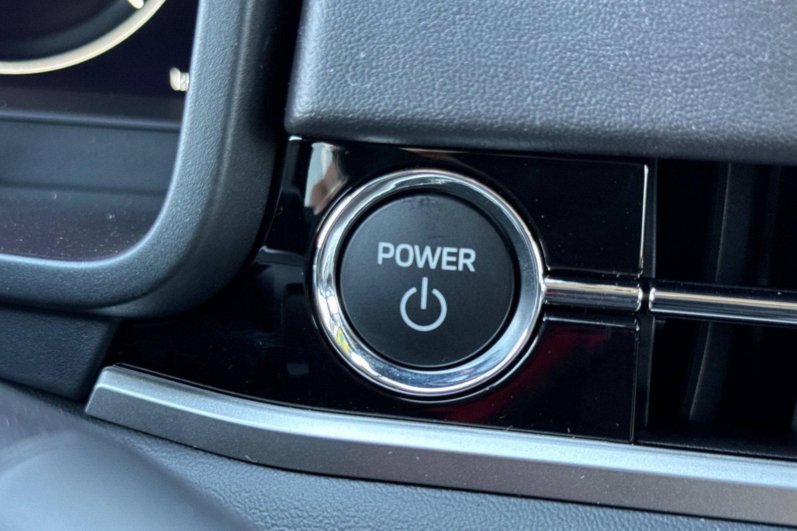 New 2026 Nissan Rogue SL AWD/4WD image 27
