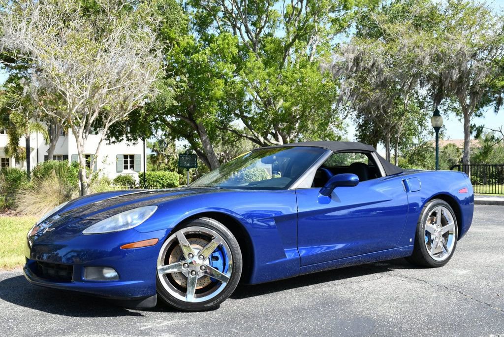 Used 2007 Chevrolet Corvette Convertible w/ Preferred Equipment Group RWD image 21
