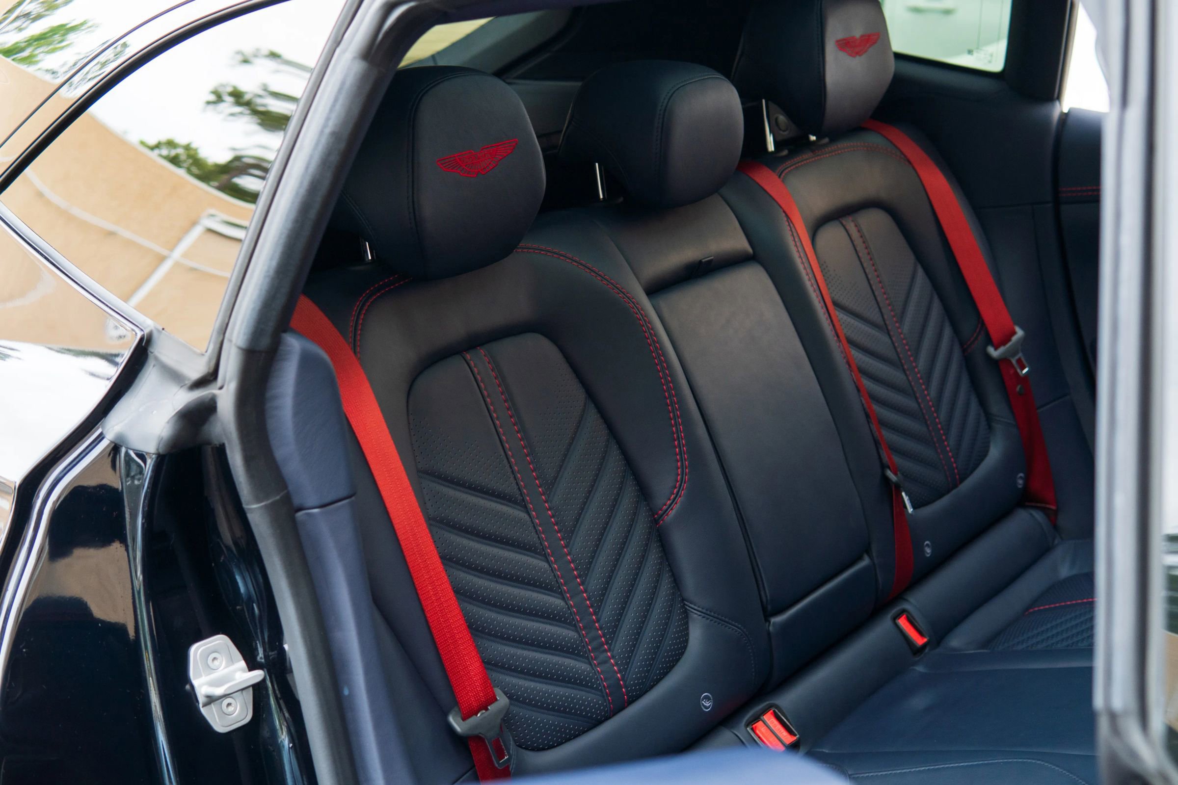 Used 2023 Aston Martin DBX 707 image 38