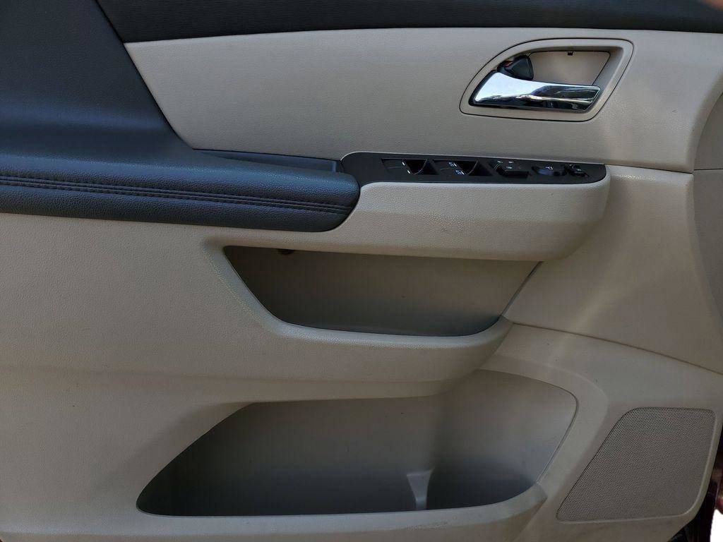 Used 2015 Honda Odyssey EX-L image 11