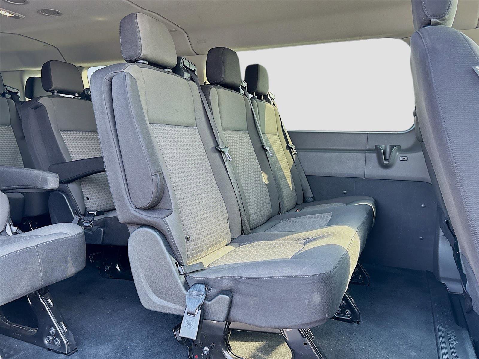 Used 2023 Ford Transit 350 XLT image 27